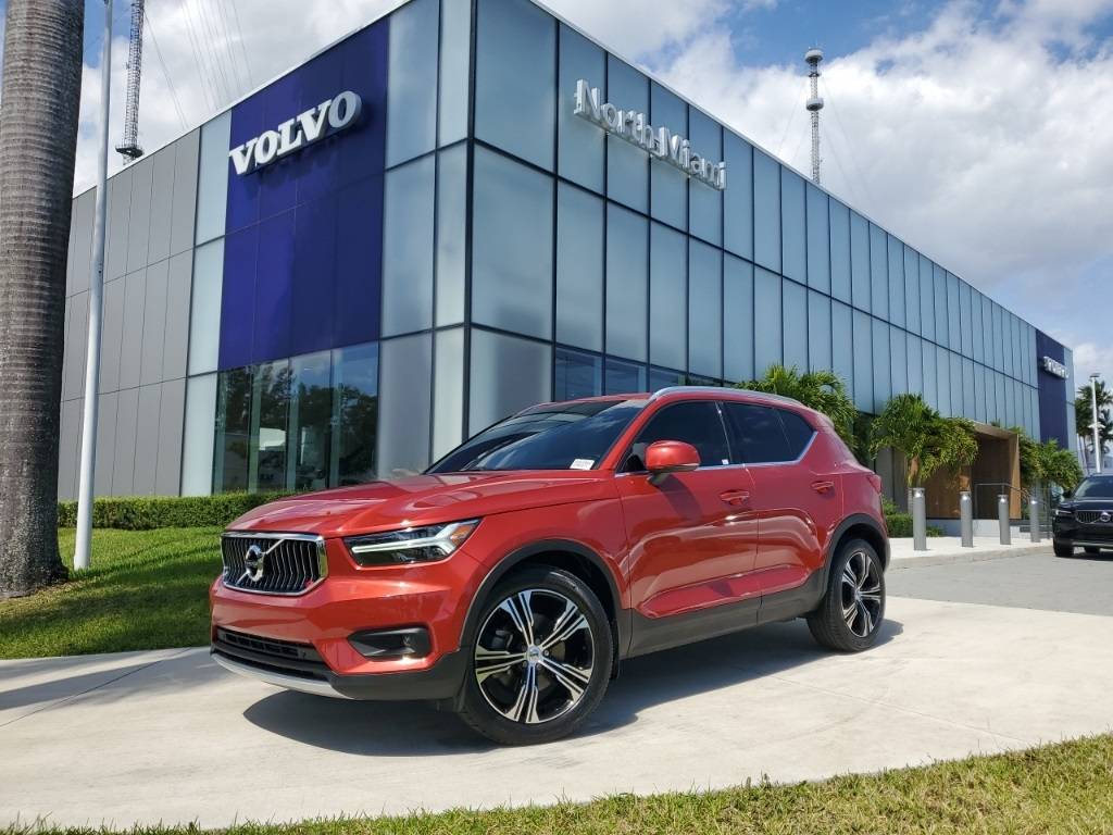 2022 Volvo XC40