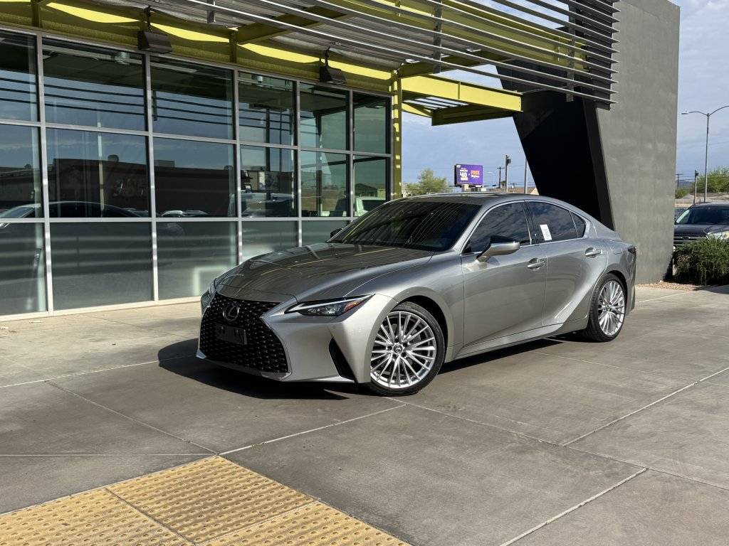 2023 Lexus IS