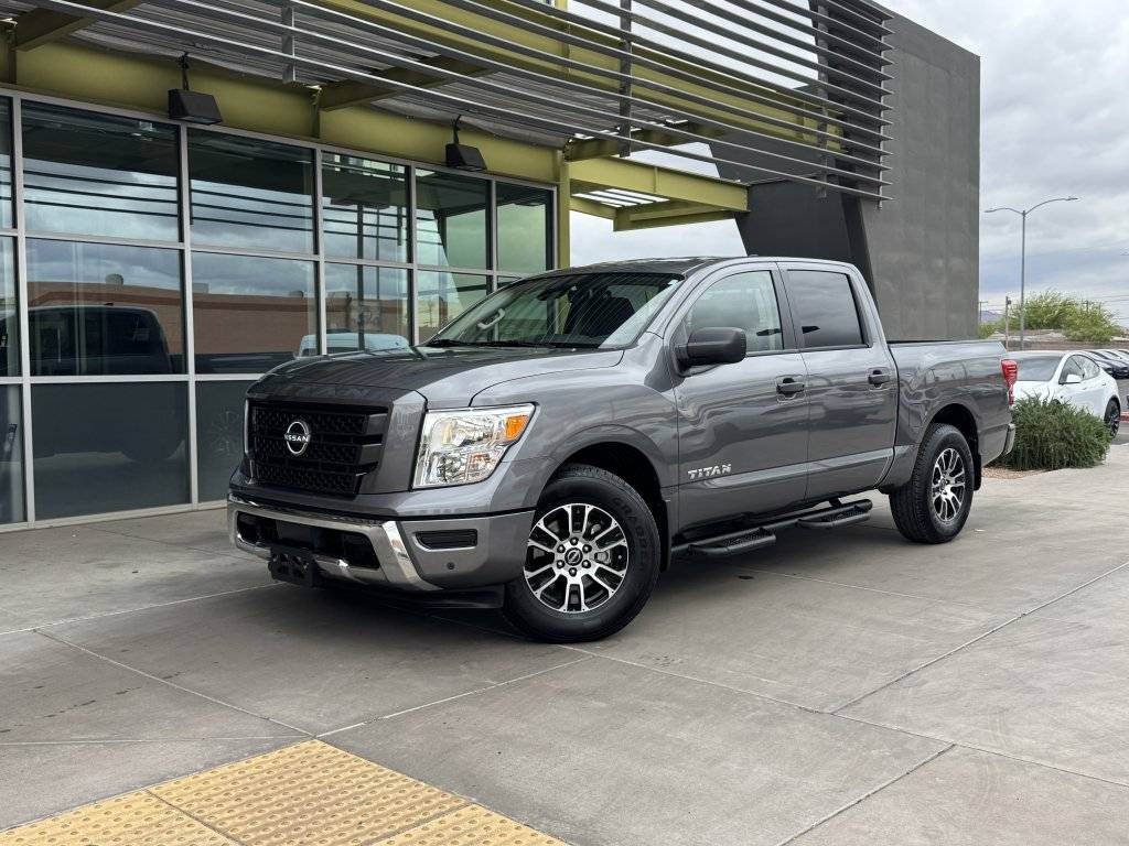 2024 Nissan Titan