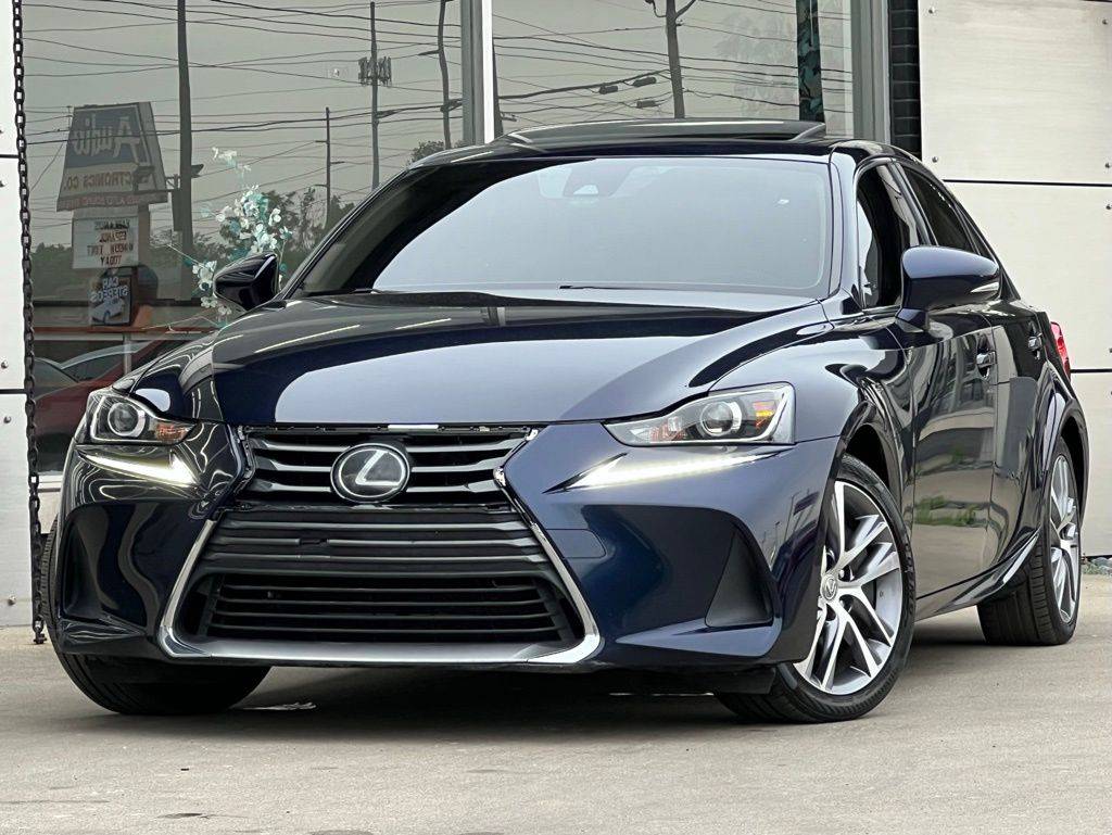 2018 Lexus IS