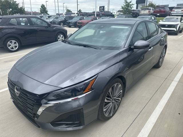 2025 Nissan Altima