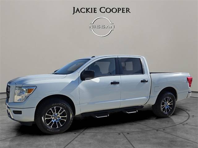 2021 Nissan Titan