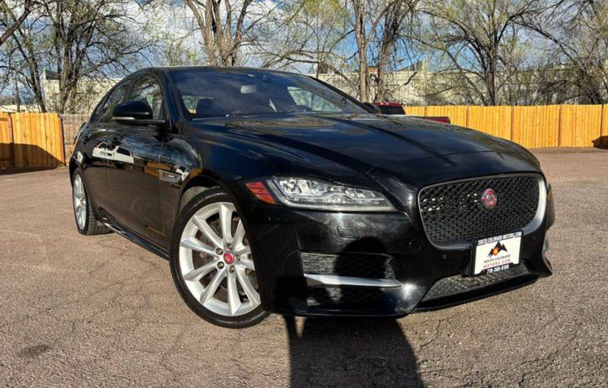 2017 Jaguar XF