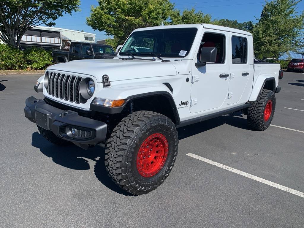 2025 Jeep Gladiator