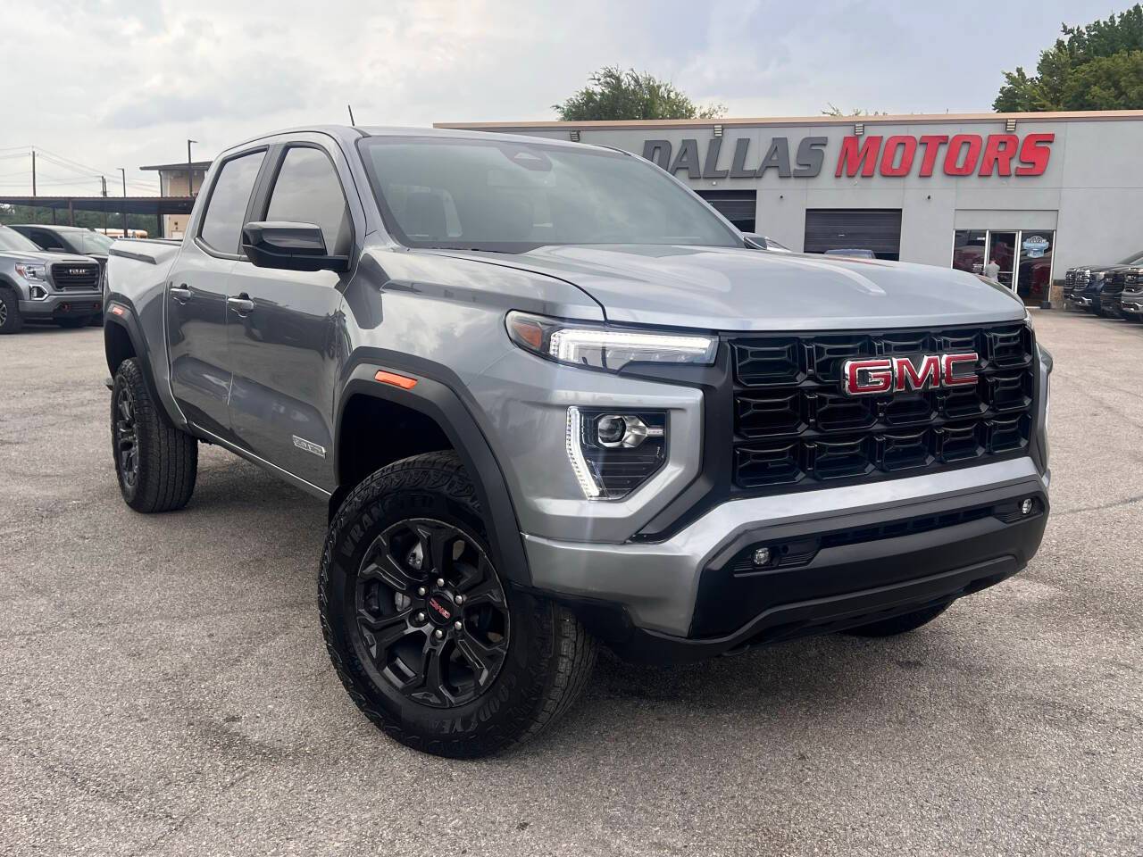 2024 GMC Canyon