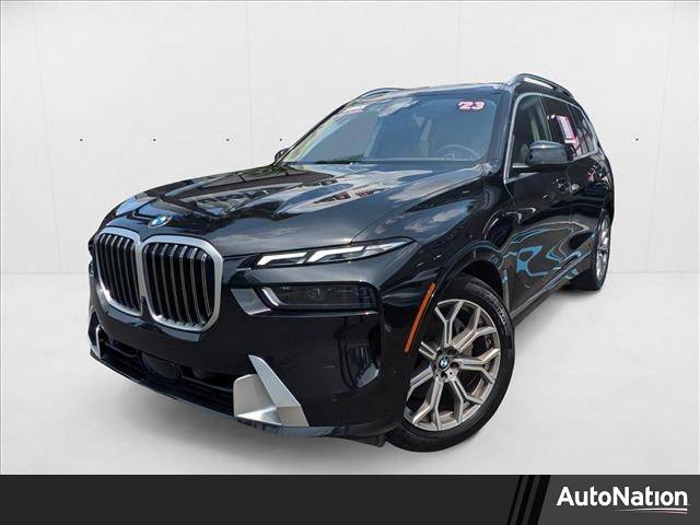 2023 BMW X7