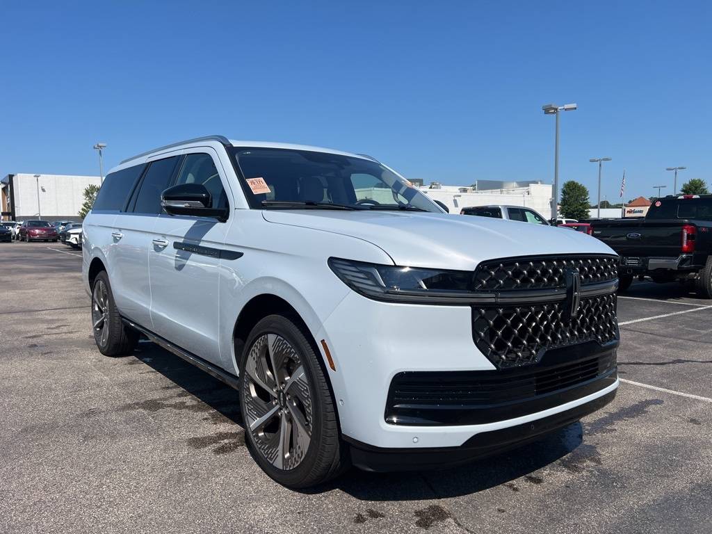 2025 Lincoln Navigator L