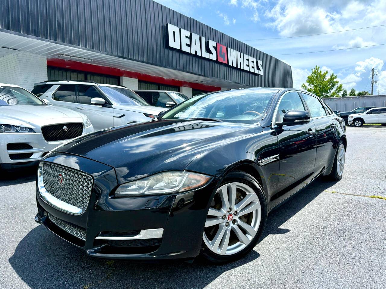 2016 Jaguar XJ