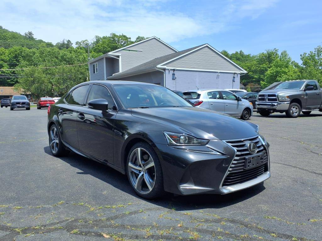 2018 Lexus IS