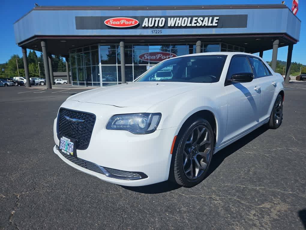 2018 Chrysler 300