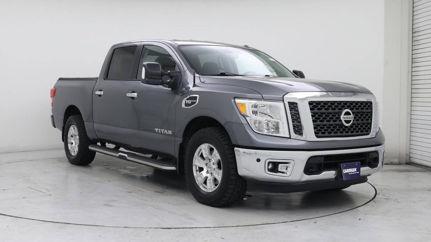 2017 Nissan Titan