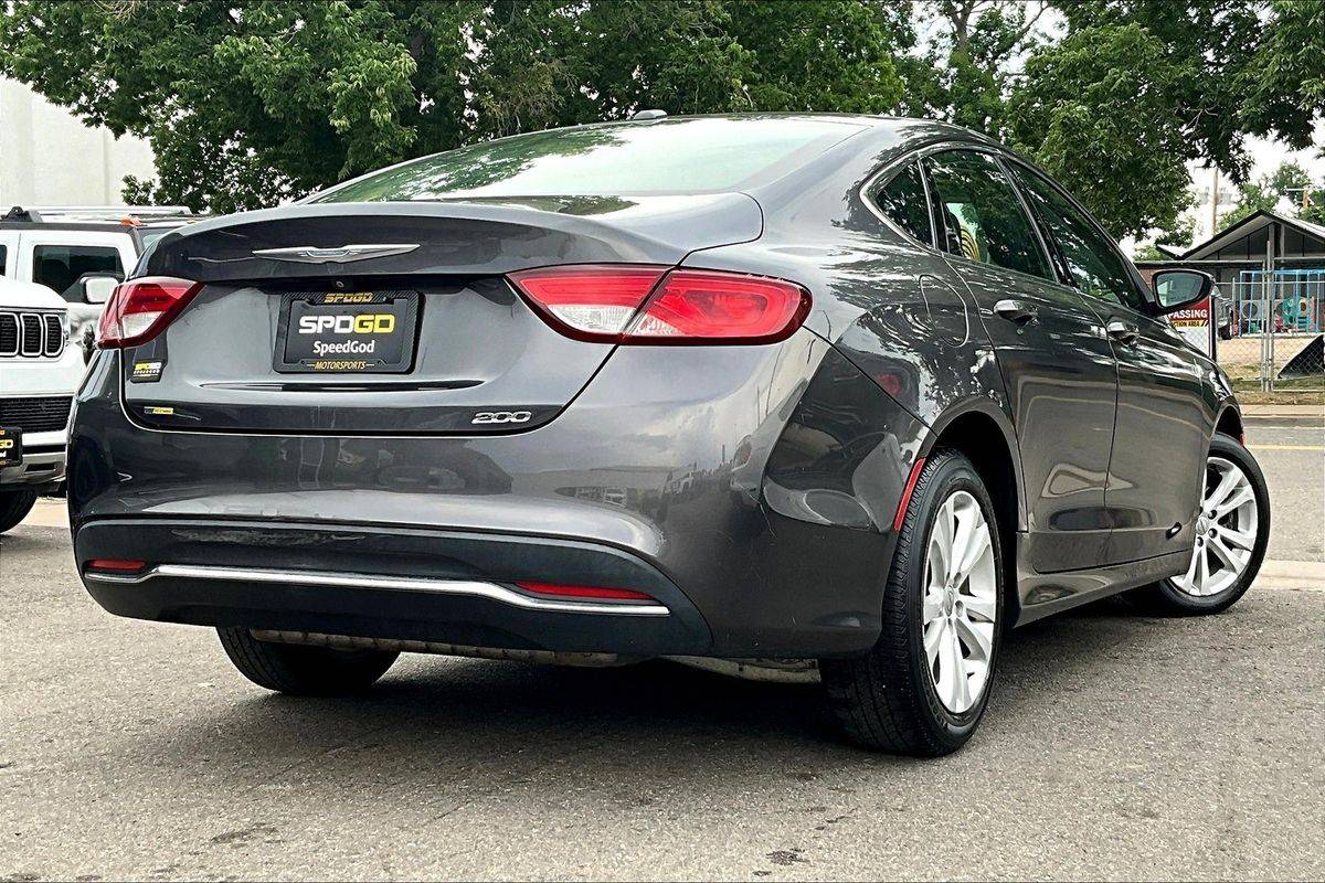 2015 Chrysler 200