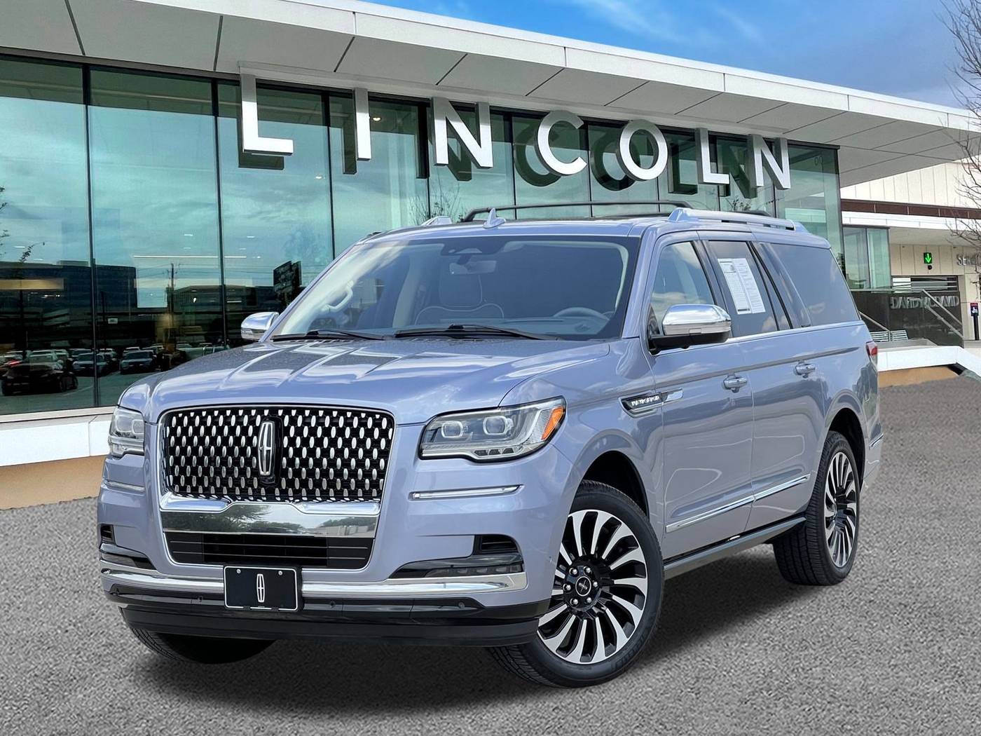 2022 Lincoln Navigator L
