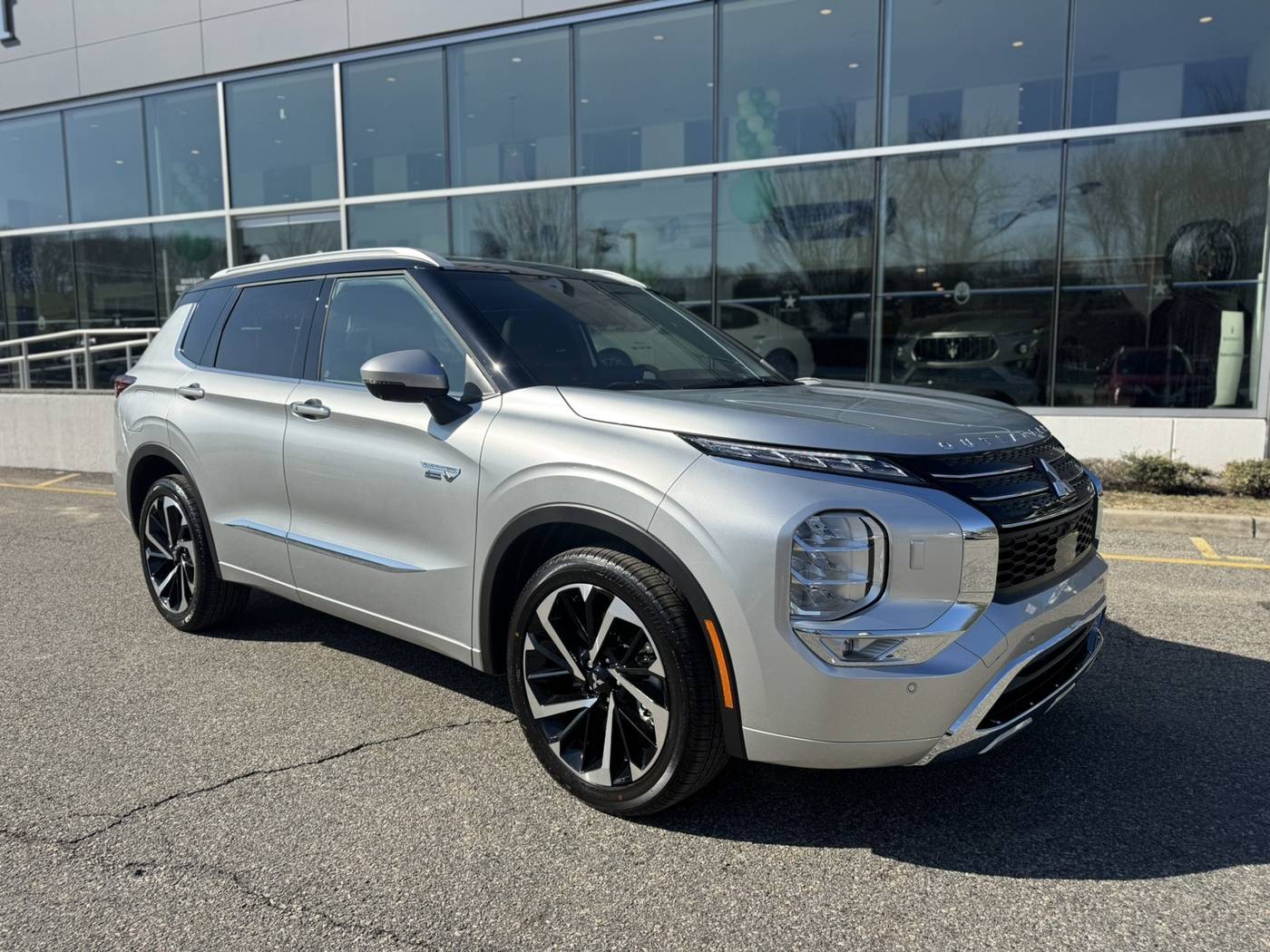 2025 Mitsubishi Outlander Phev