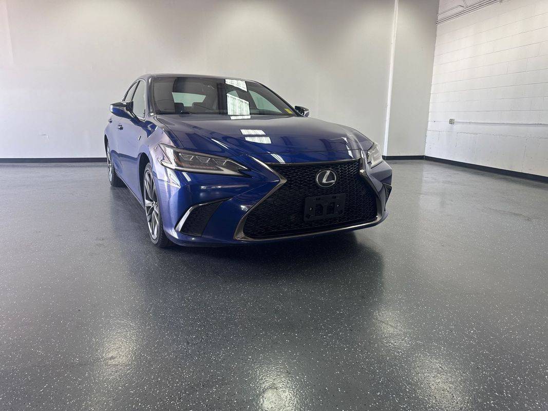2019 Lexus ES