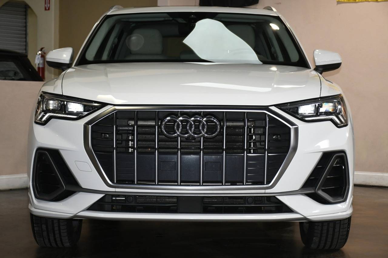 2022 Audi Q3