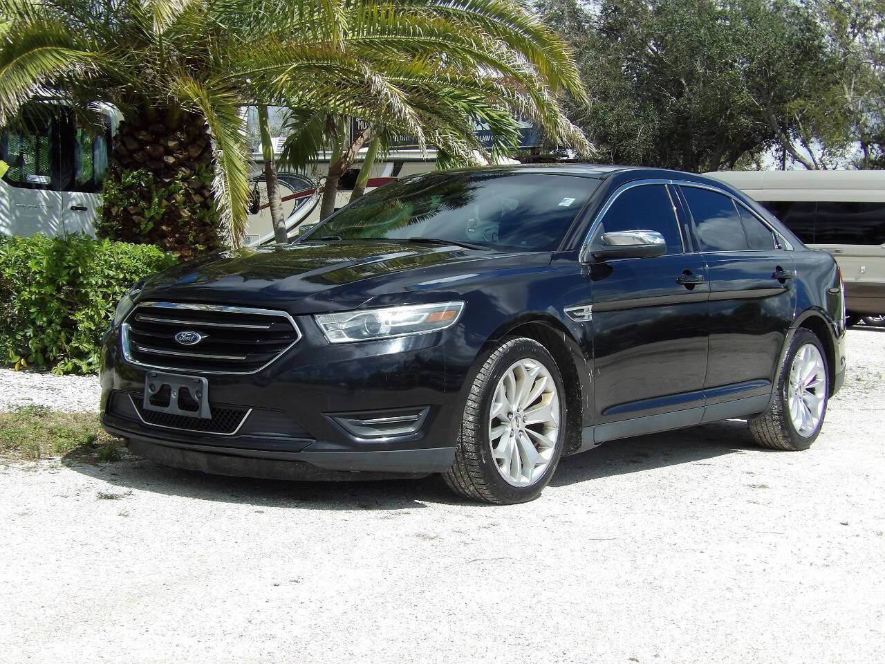 2017 Ford Taurus
