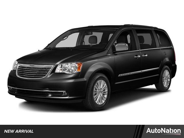 2016 Chrysler Town & Country