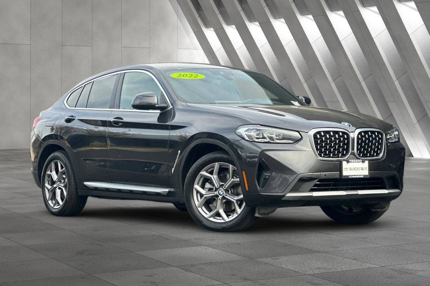 2022 BMW X4