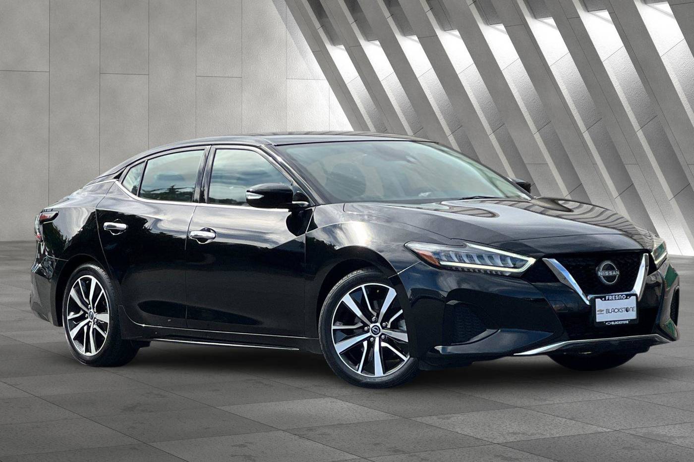 2023 Nissan Maxima