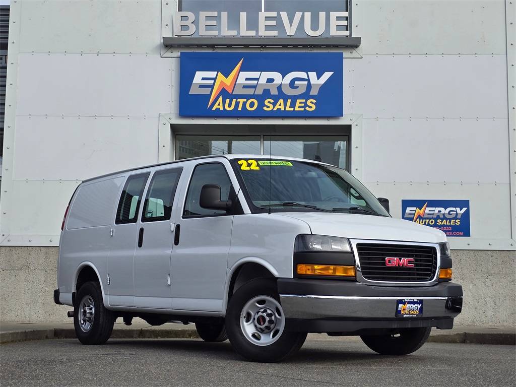 2022 GMC Savana Cargo Van
