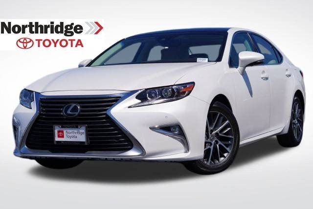 2017 Lexus ES