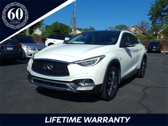 2017 Infiniti QX30