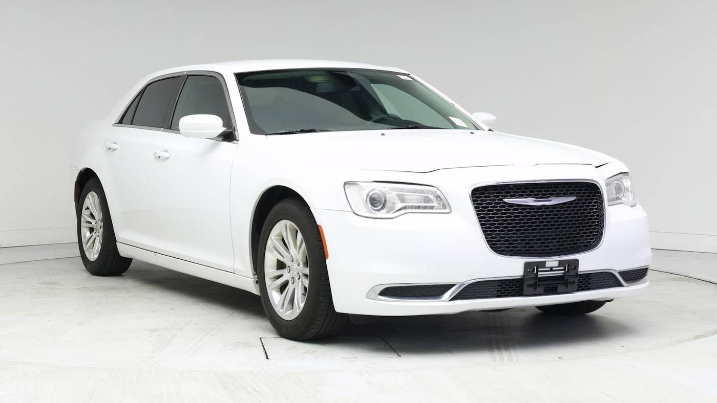 2017 Chrysler 300