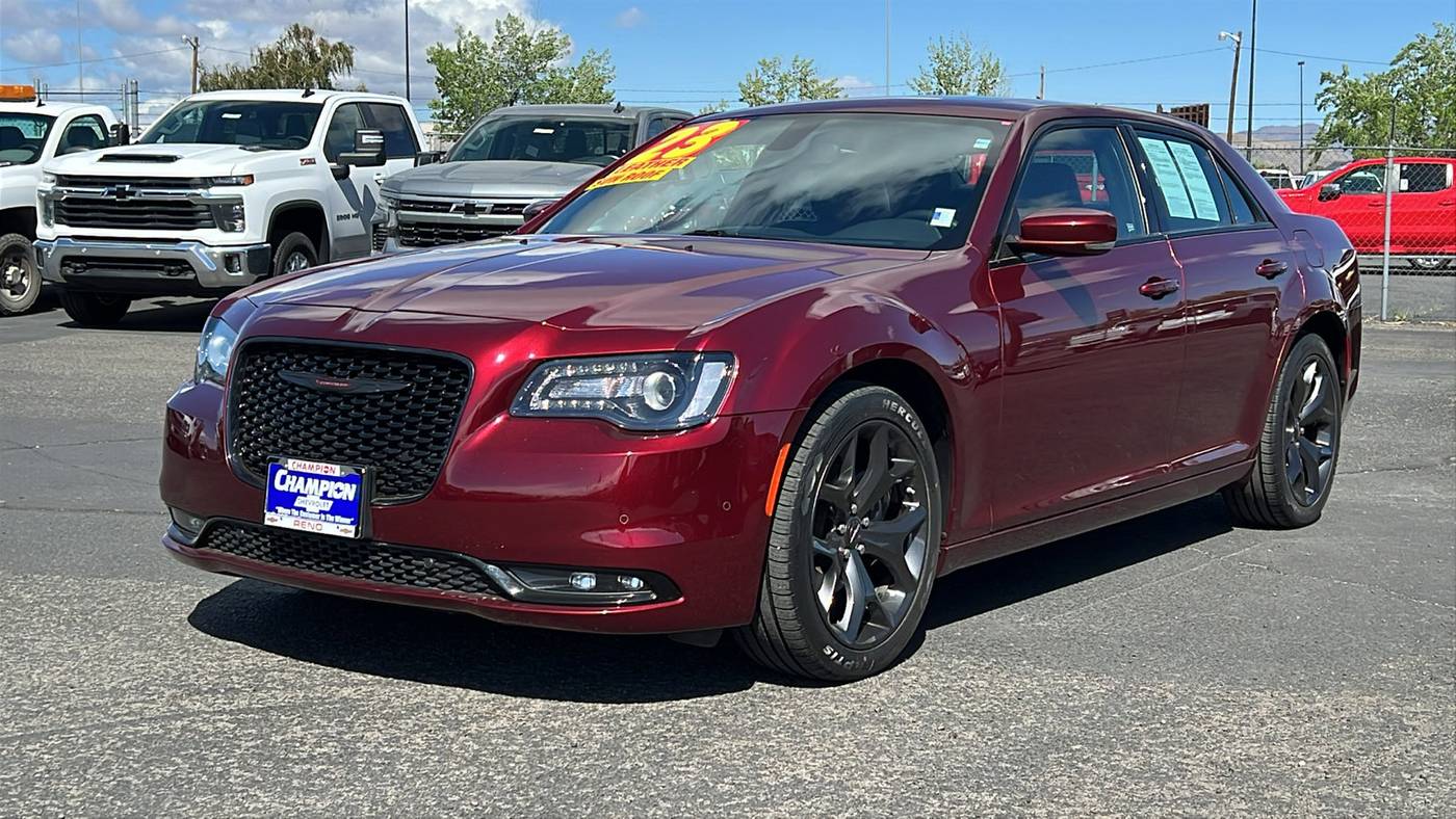 2023 Chrysler 300