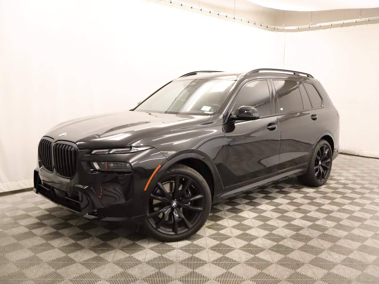 2023 BMW X7
