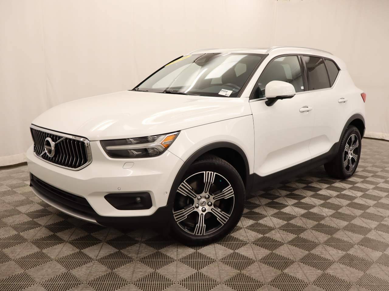 2020 Volvo XC40