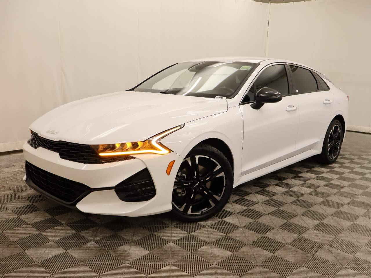 2022 Kia K5