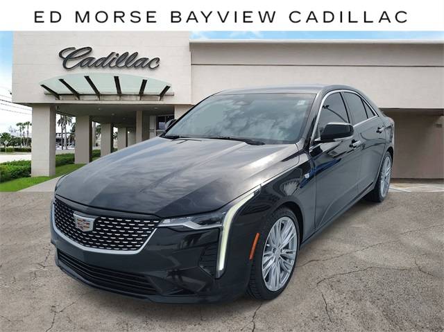 2022 Cadillac CT4