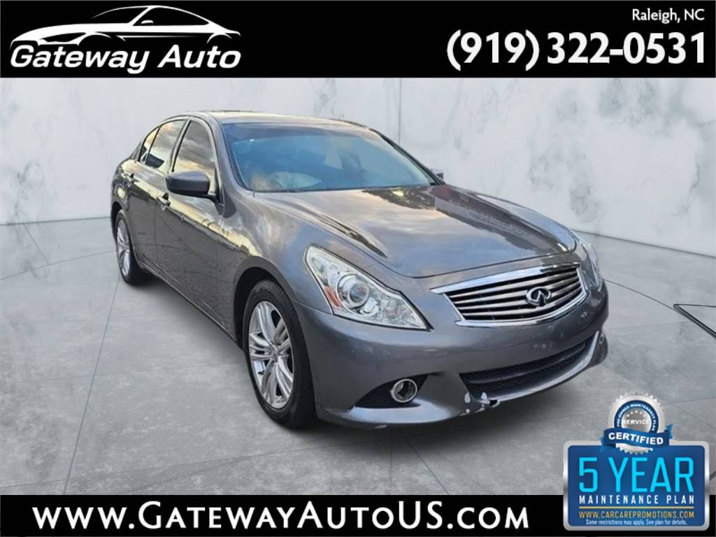 2015 Infiniti Q40
