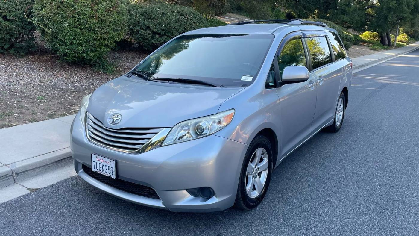 2016 Toyota Sienna
