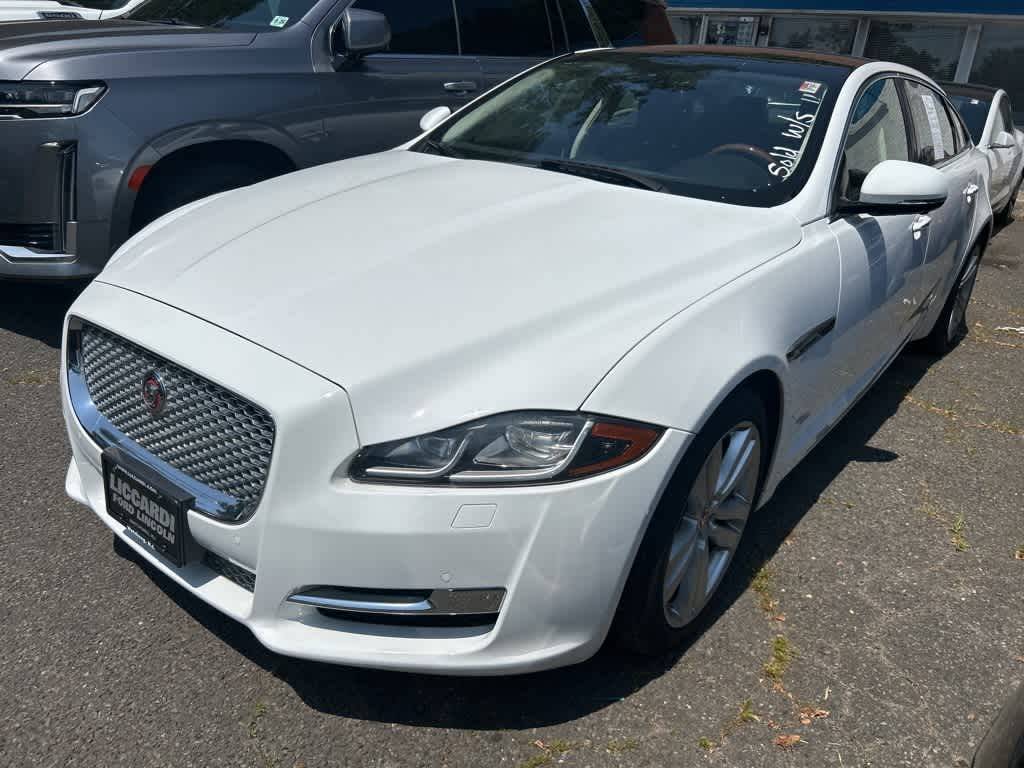 2016 Jaguar XJ