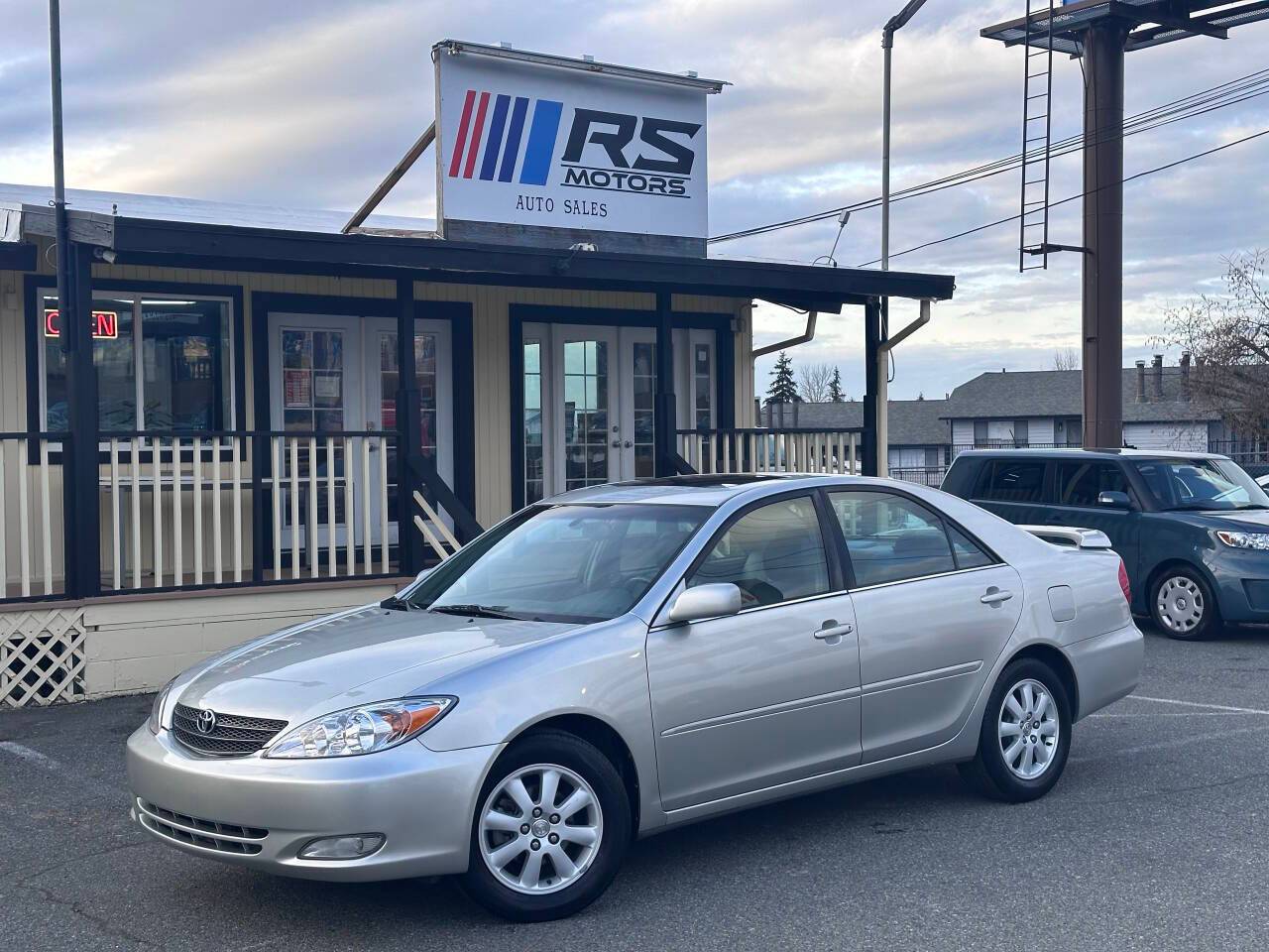 2004 Toyota Camry