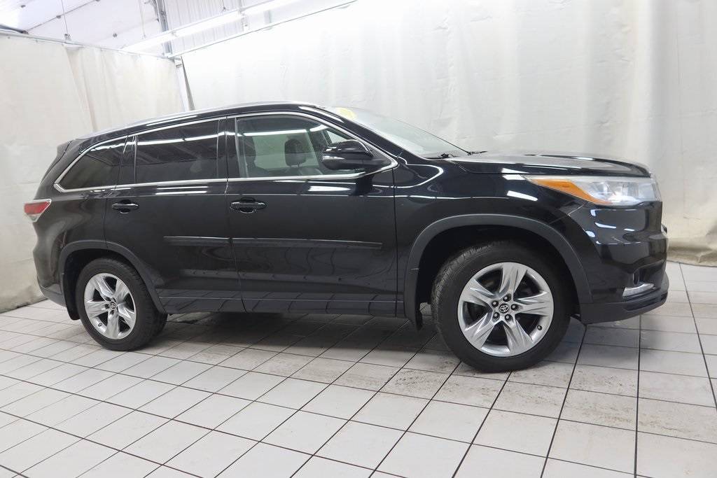 2016 Toyota Highlander