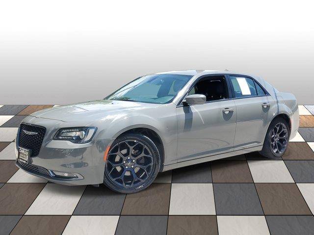 2019 Chrysler 300