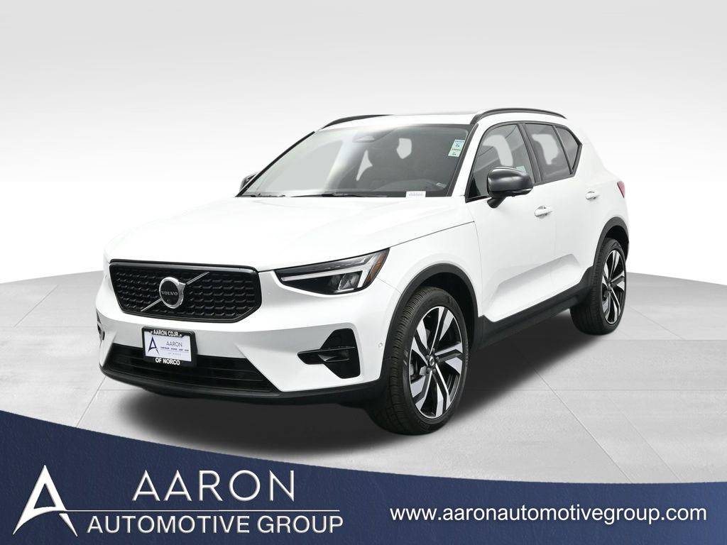 2023 Volvo XC40
