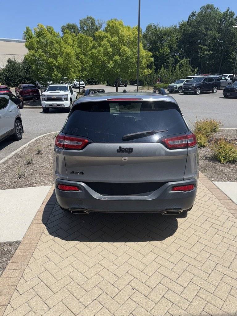 2016 Jeep Cherokee