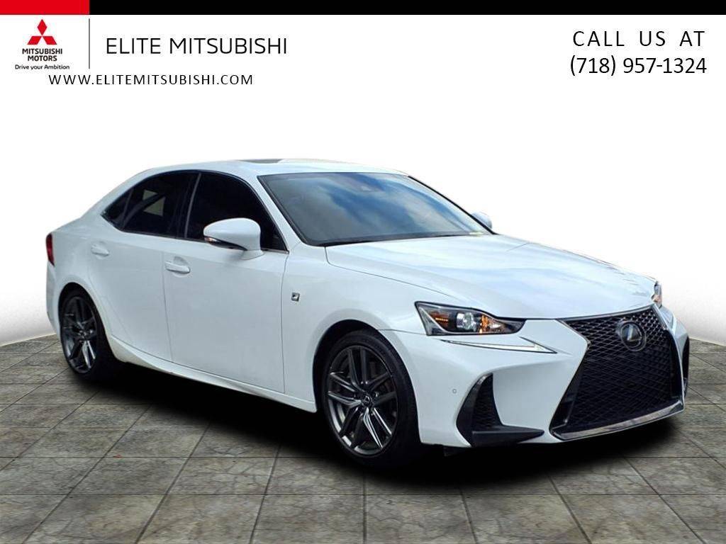 2019 Lexus IS