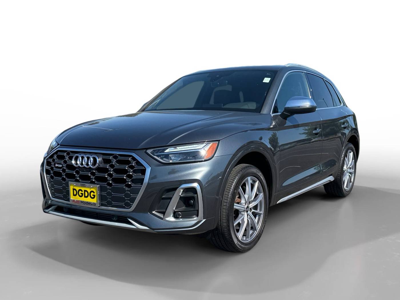 2023 Audi SQ5