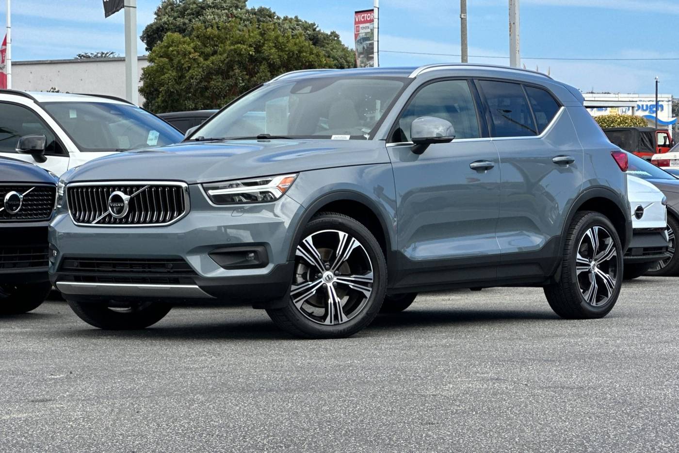 2022 Volvo XC40
