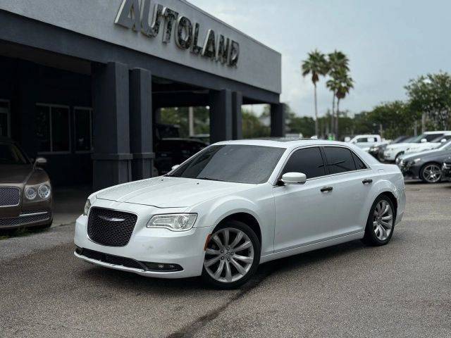 2019 Chrysler 300