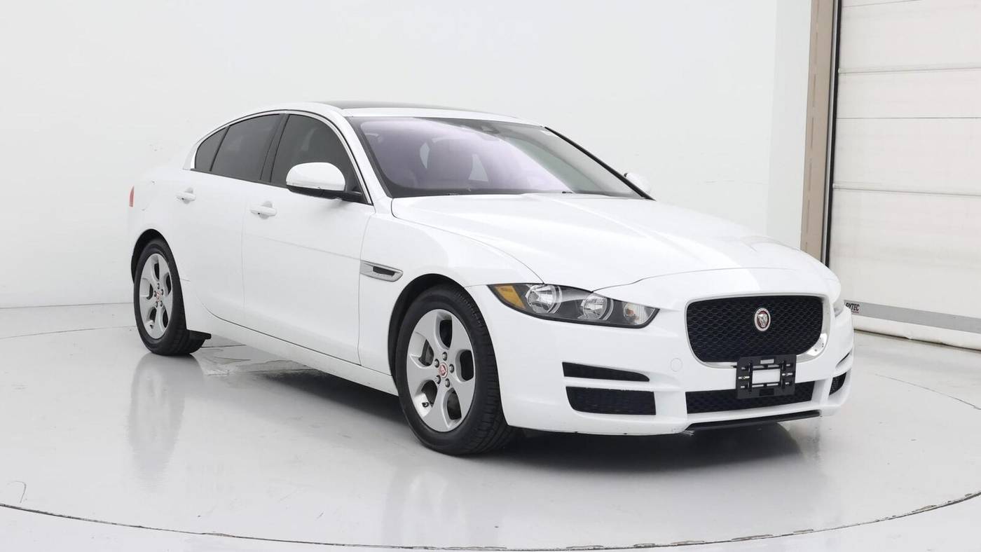 2017 Jaguar XE