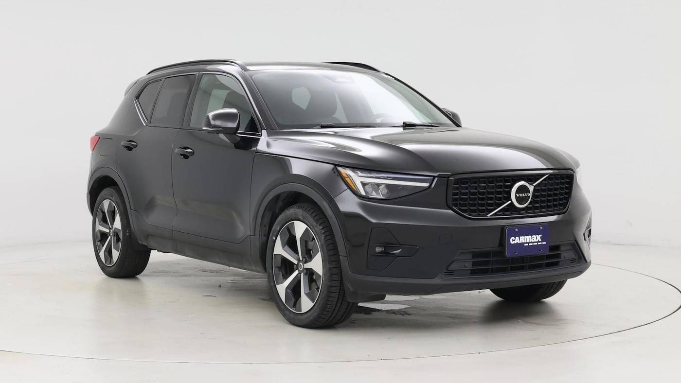 2023 Volvo XC40