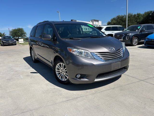 2016 Toyota Sienna