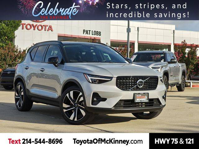 2023 Volvo XC40