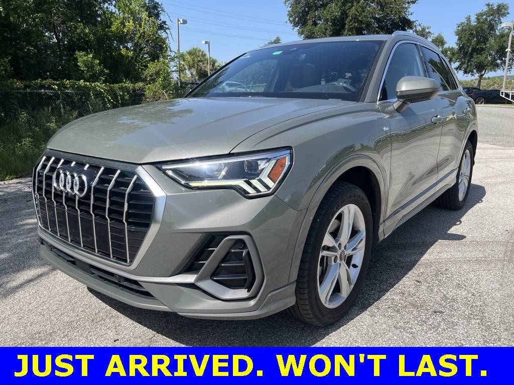 2022 Audi Q3